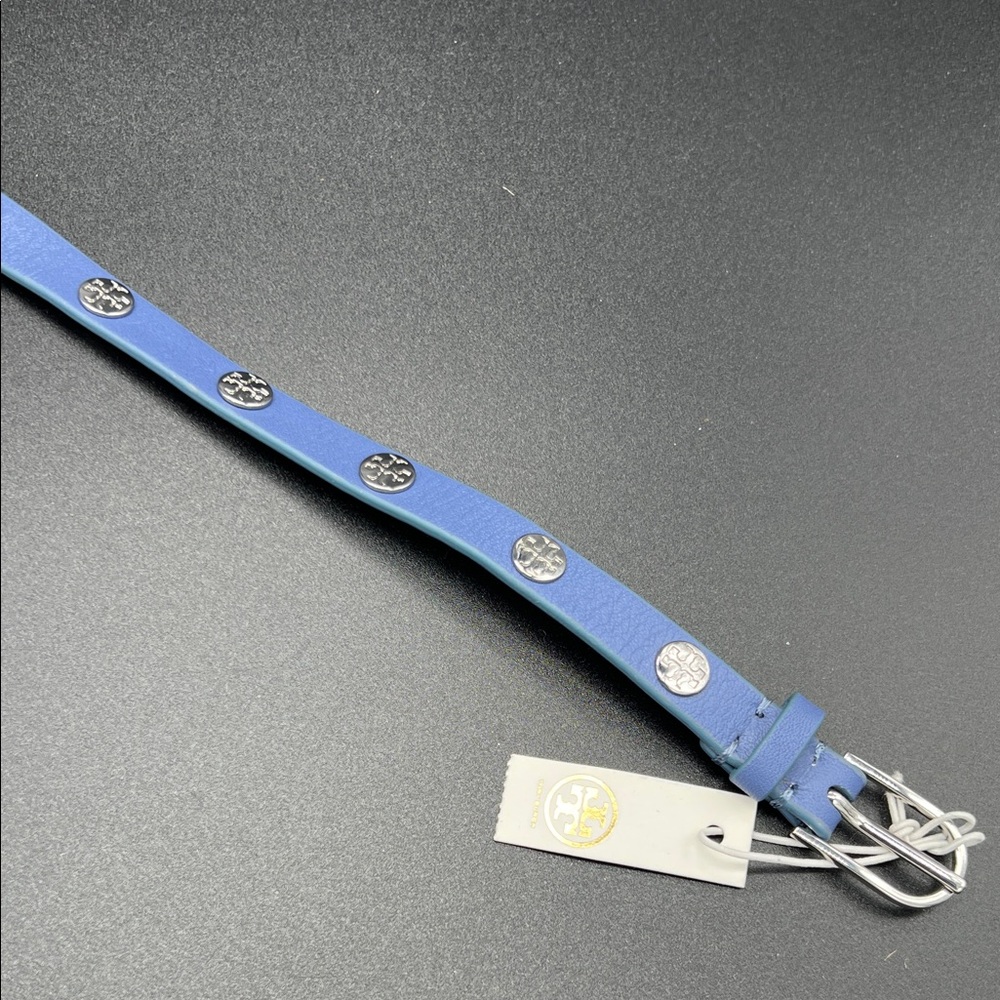 Tory Burch Double Wrap logo Stud Blue Leather Bracelet Silver Medallion NEW - Picture 8 of 9